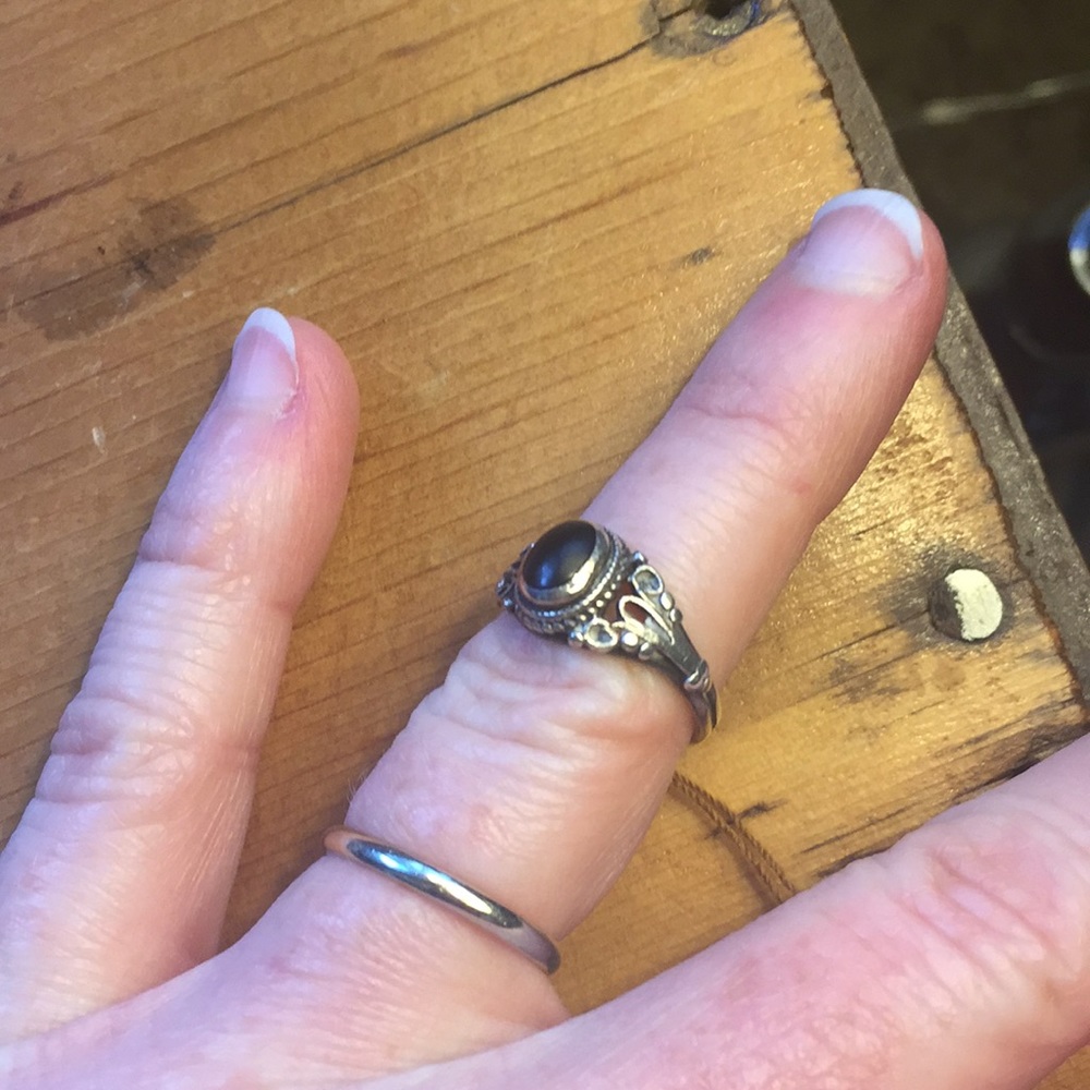 925 silver and black onyx ring sz 4